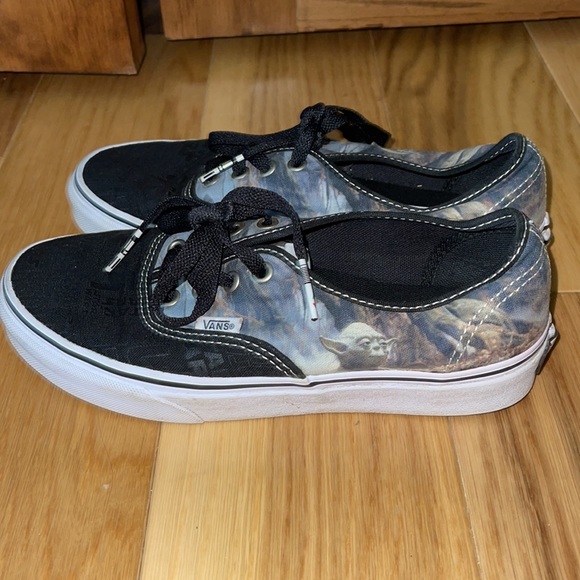 Special edition Star Wars Vans - Picture 2 of 5